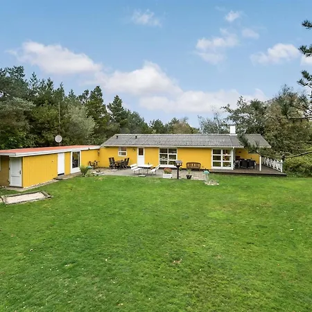 Prázdninový dům Arnelung - 1-9km From The Sea By Interhome *