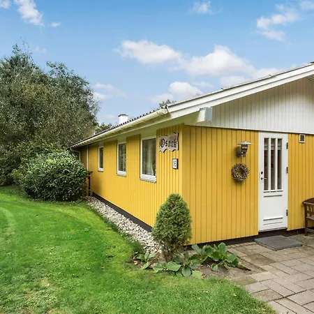 Semesterbostad Arnelung - 1-9km From The Sea By Interhome